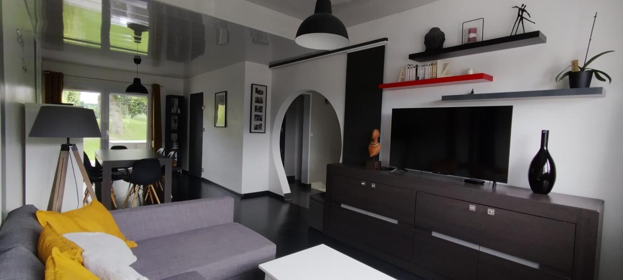 Holiday home Les Aubepines *